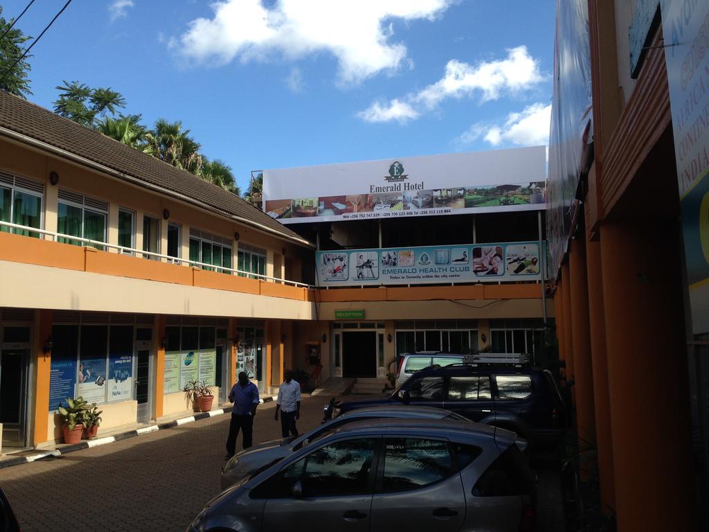 Emerald Hotel Kampala Exterior foto