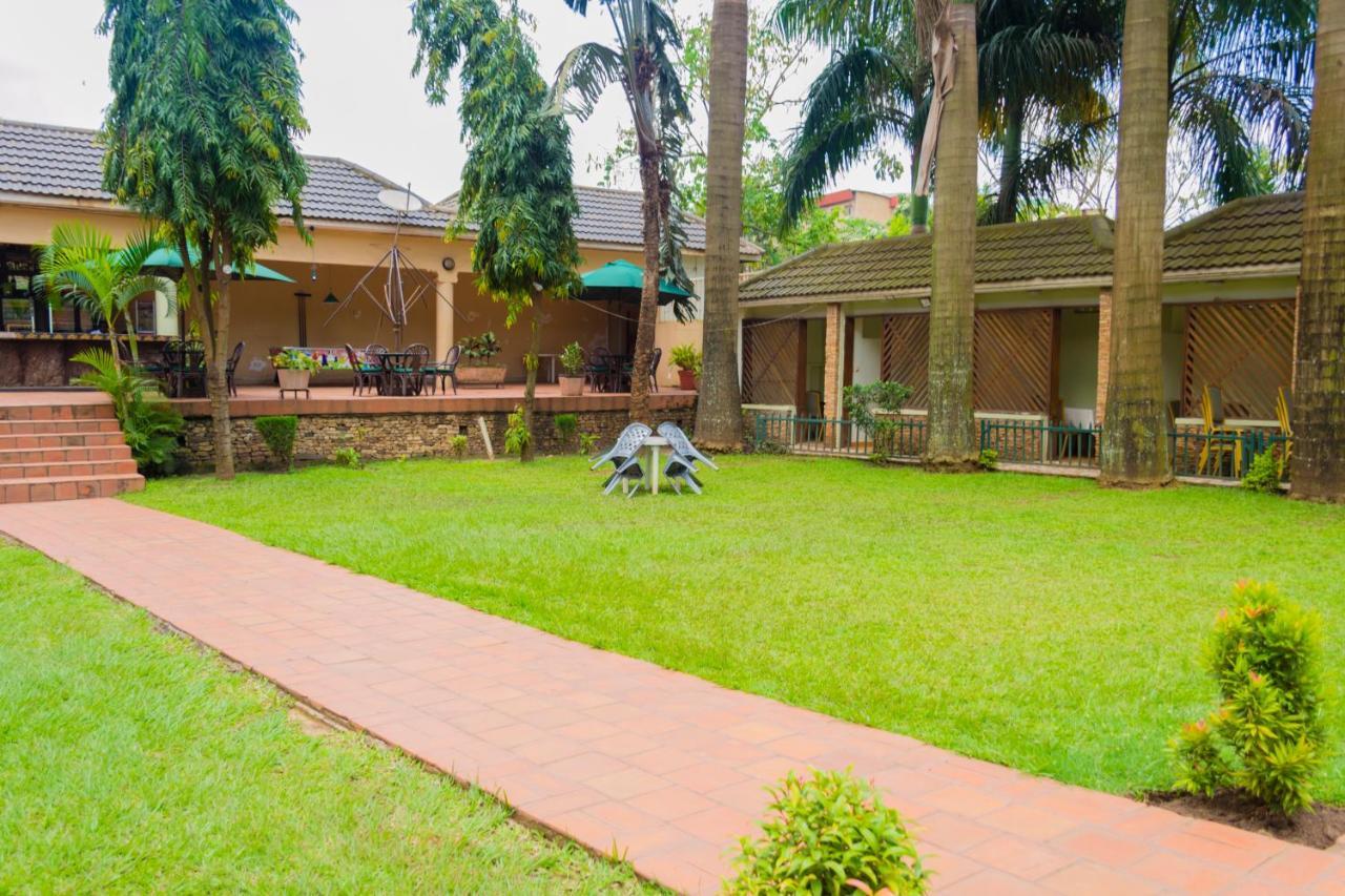 Emerald Hotel Kampala Exterior foto